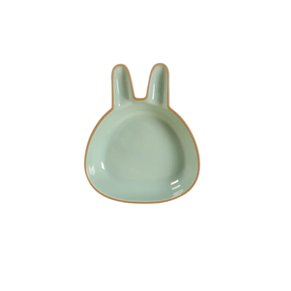 Animal-Shaped Plates