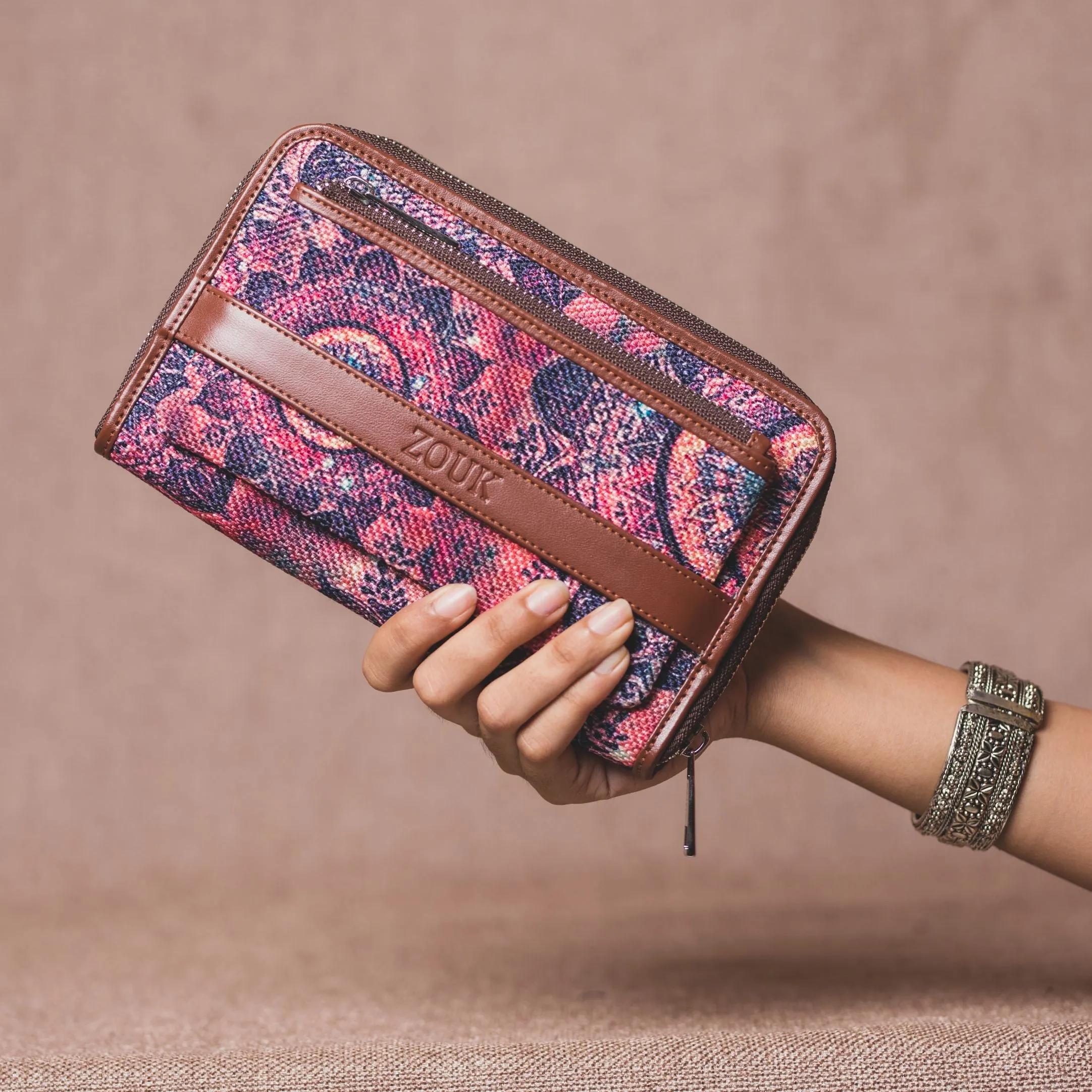Space Chakra Classic Zipper Metal Wallet